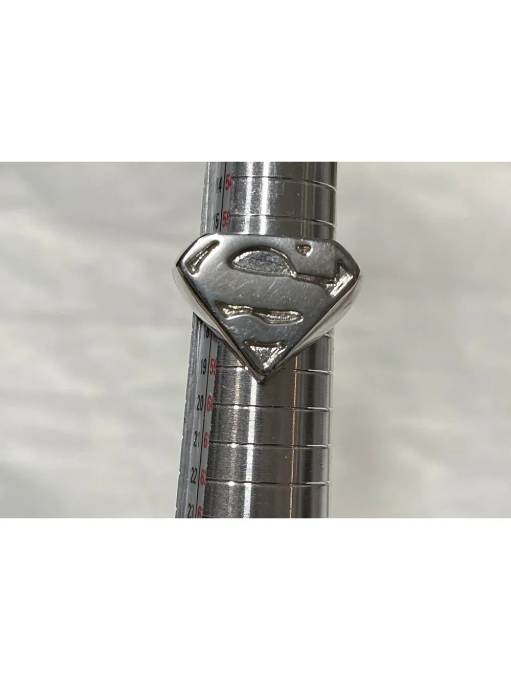DC Comics Superman Shield Ring Size 8 Silver Tone